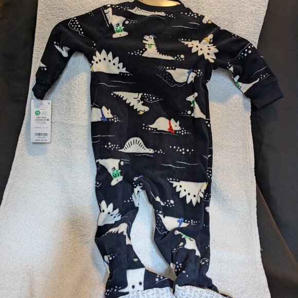 Carter's blanket sleeper NWT size 12 mos. - Picture 3 of 7